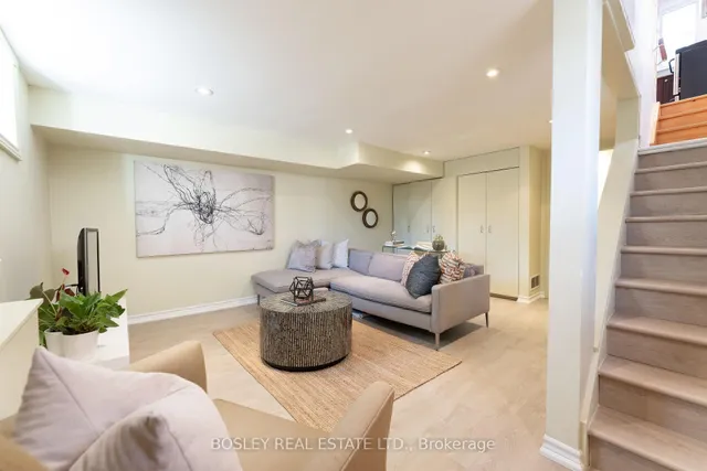 Additional image 13 of 570 Broadway Ave