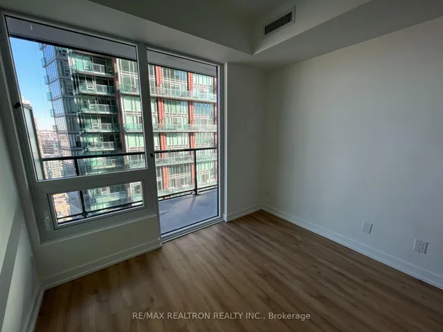 Additional image 8 of 135 East Liberty St Unit 1907