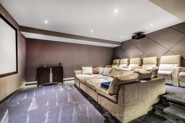 Additional image 36 of 221 Dunvegan Rd