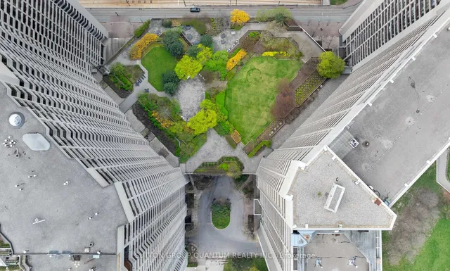 Additional image 40 of 55 Harbour Sq Unit 1113