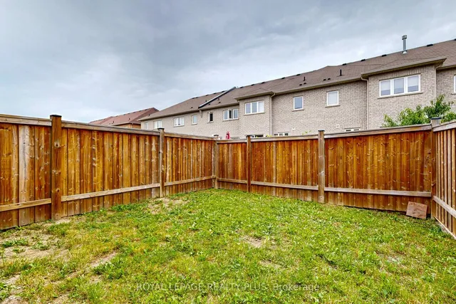 Additional image 38 of 37 Teal Crest Circ