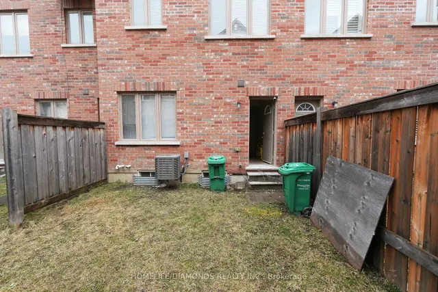 Additional image 35 of 43 Sprucewood Rd