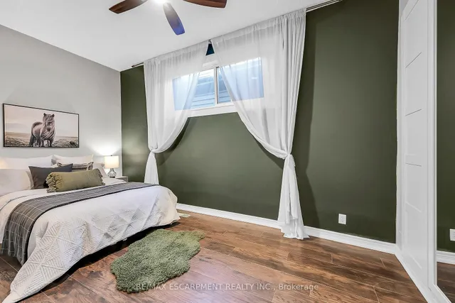 Additional image 9 of 161 RAY St