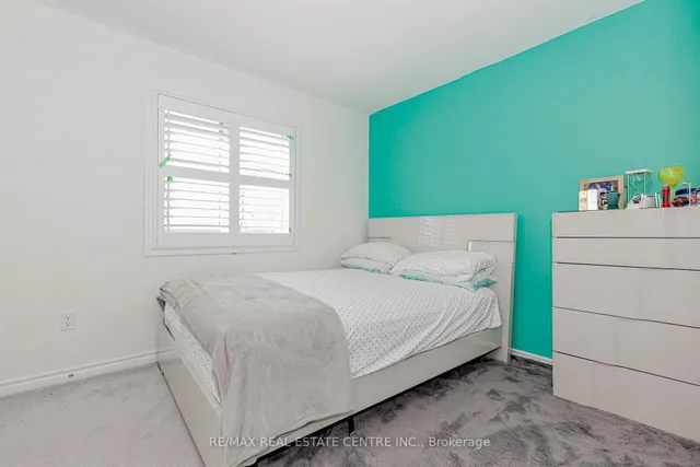 Additional image 22 of 340 Shady Glen Cres