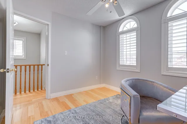 Additional image 33 of 3 White Tail Cres