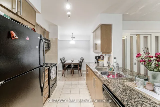 Additional image 4 of 20 Blue Jays Way Unit 1502