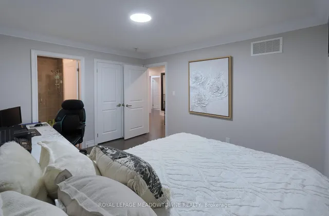 Additional image 27 of 42 Ferdinand Dr