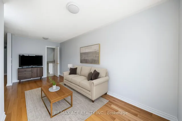 Additional image 13 of 5 Rodeo Crt