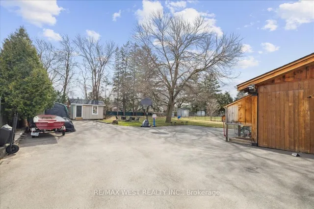 Additional image 25 of 1032 King Rd