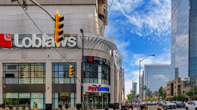 Additional image 40 of 28 Empress Ave Unit 505