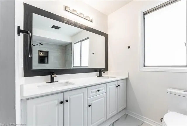 Additional image 29 of 67 Bridgeport Cres