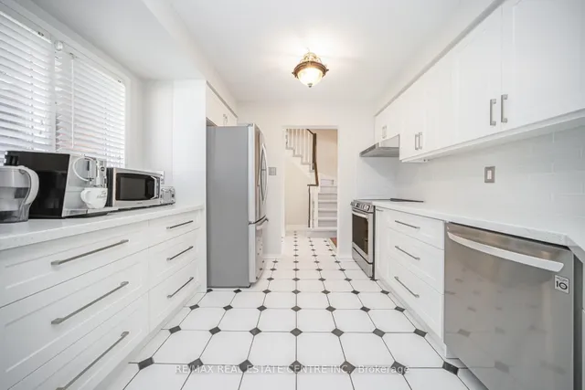 Additional image 15 of 36 Lockwood Rd