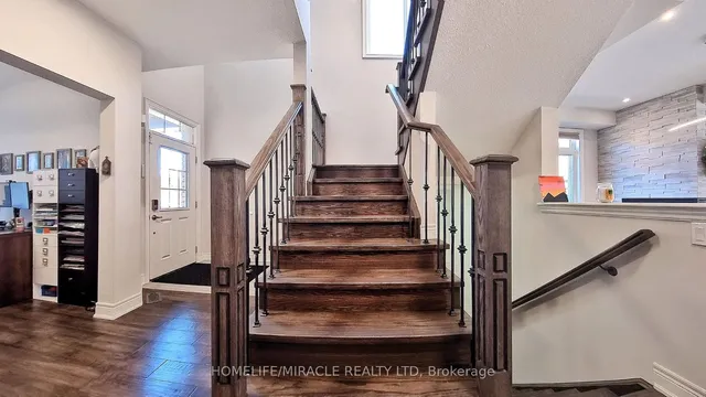 Additional image 4 of 117 Eaglecrest St