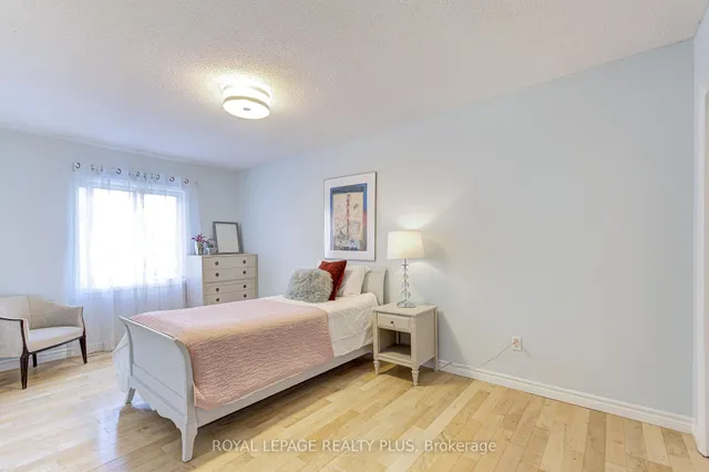 Additional image 23 of 5020 Delaware Dr Unit 2