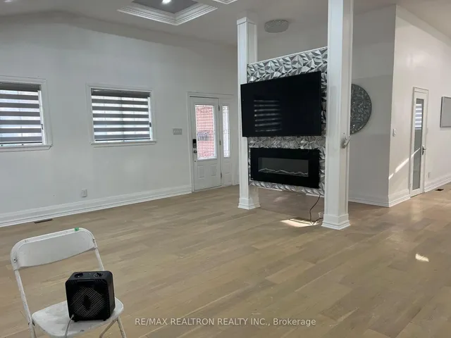 Additional image 6 of 6 South Marine Dr