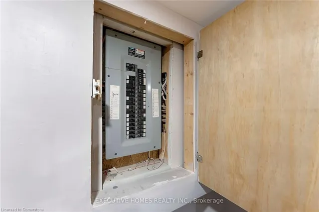 Additional image 40 of 44 Pebblestone Cir