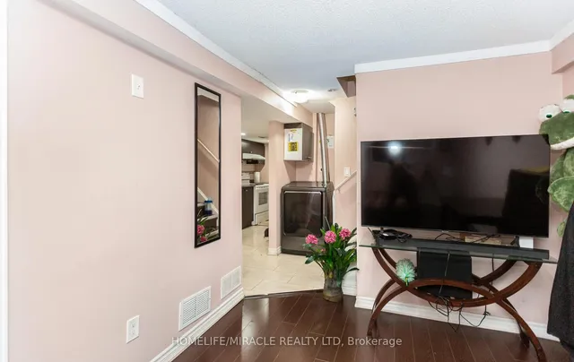 Additional image 37 of 63 Feather Reed Way