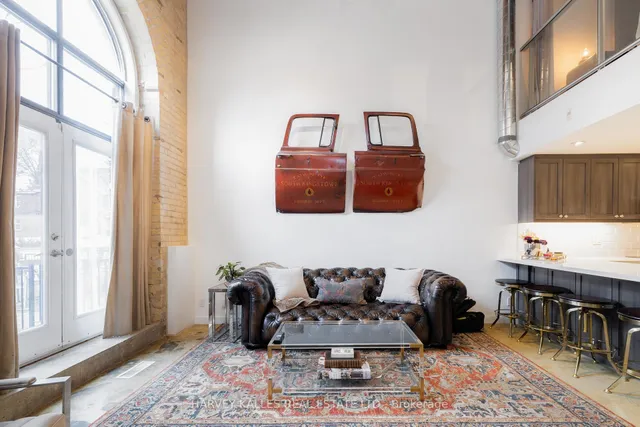 Additional image 8 of 363 Sorauren Ave Unit 111