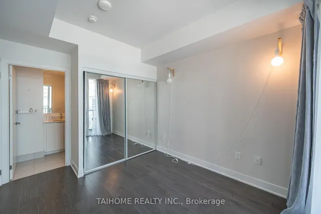 Additional image 11 of 955 Bay St Unit 307