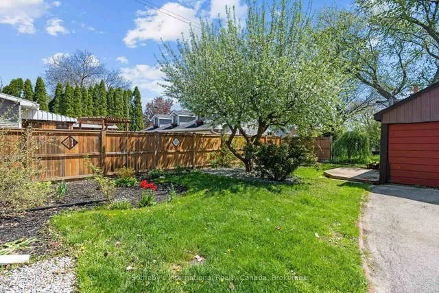 Additional image 38 of 122 Lake Avenue Dr