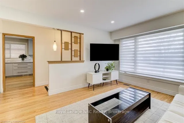 Additional image 12 of 6 Lilacside Dr