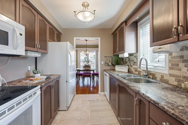 Additional image 30 of 111 Genesee Dr