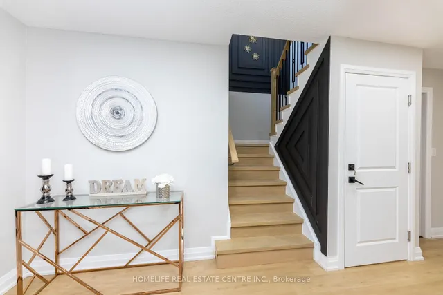 Additional image 19 of 7 Markham St