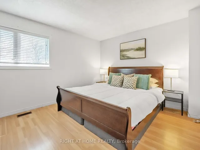 Additional image 15 of 165 Simmons Blvd