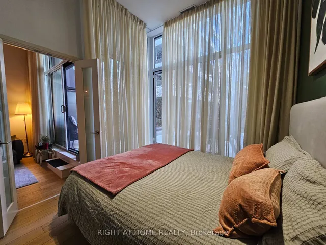 Additional image 10 of 576 Front St Unit 210