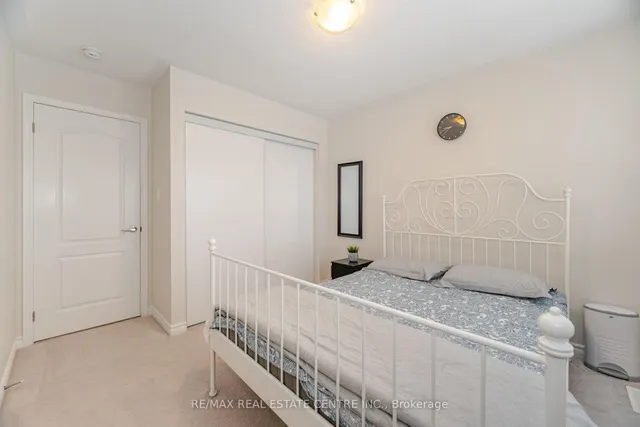 Additional image 33 of 48 Enford Cres