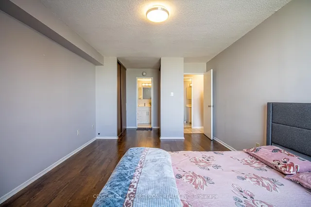 Additional image 31 of 25 Kensington Rd Unit 1612