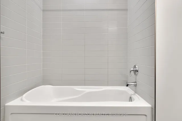 Additional image 20 of 399 Queen St Unit 213