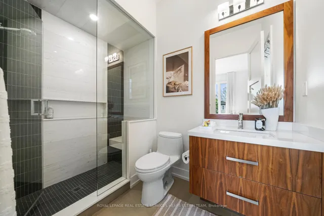 Additional image 27 of 20 Moorehill Dr