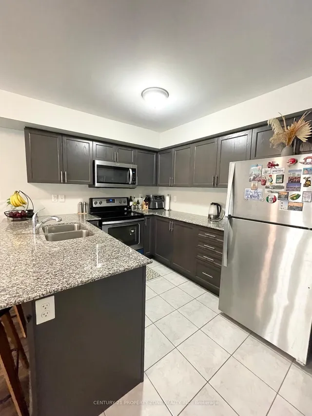 Additional image 5 of 2500 Post Rd Unit 20