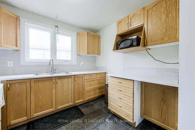 Additional image 6 of 33 Rochelle Ave Unit 51