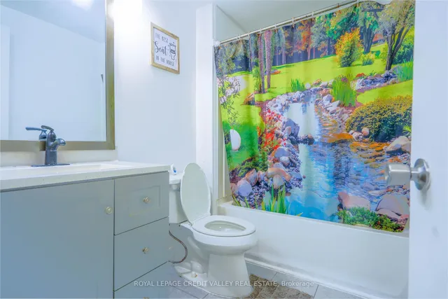 Additional image 23 of 8 Sandringham Crt