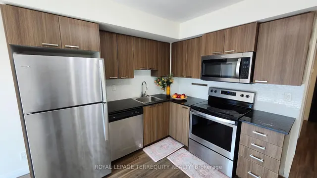 Additional image 3 of 2152 Lawrence Ave Unit 1207