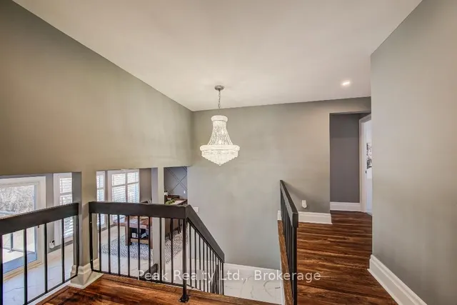 Additional image 21 of 76 Underhill Cres