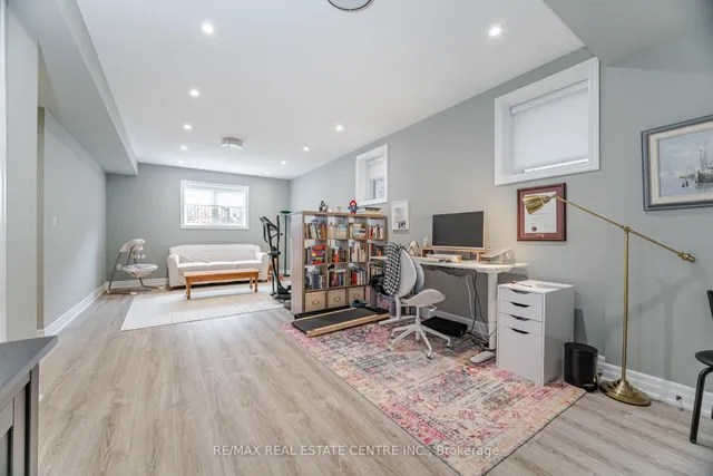 Additional image 30 of 156 Camellia Cres