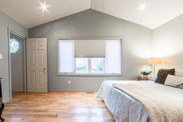 Additional image 22 of 899 Hazel St