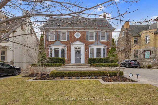 111 Strathallan Blvd