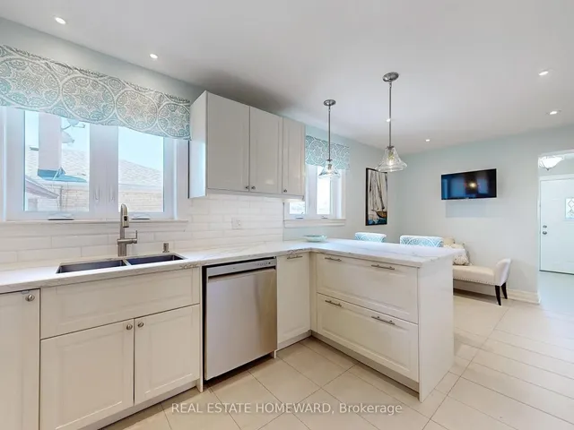 Additional image 8 of 19 Independence Dr