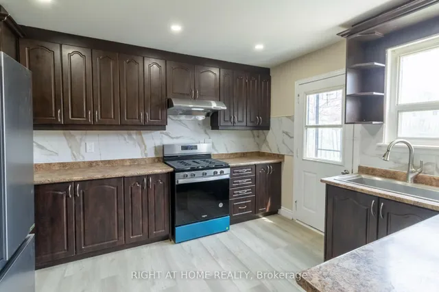 Additional image 15 of 36 Flamingo Cres