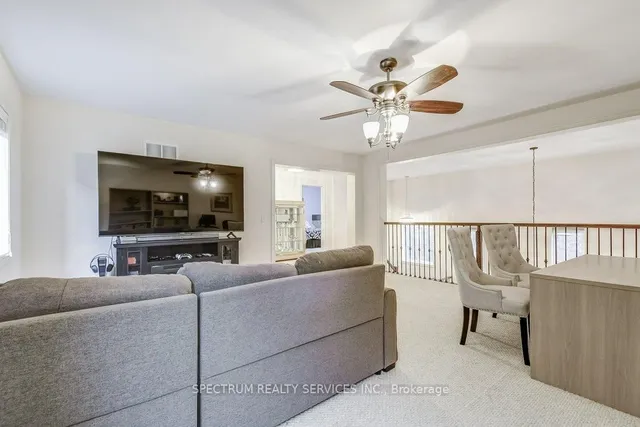 Additional image 26 of 35 Chaumont Dr