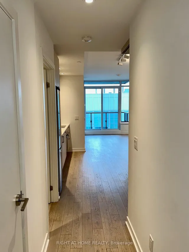 Additional image 4 of 1926 Lake Shore Blvd Unit 2306