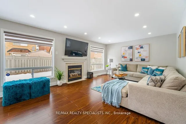 Additional image 12 of 8 Upshall Dr