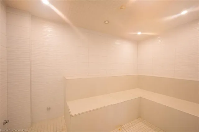 Additional image 33 of 3200 Dakota Common Unit 1007