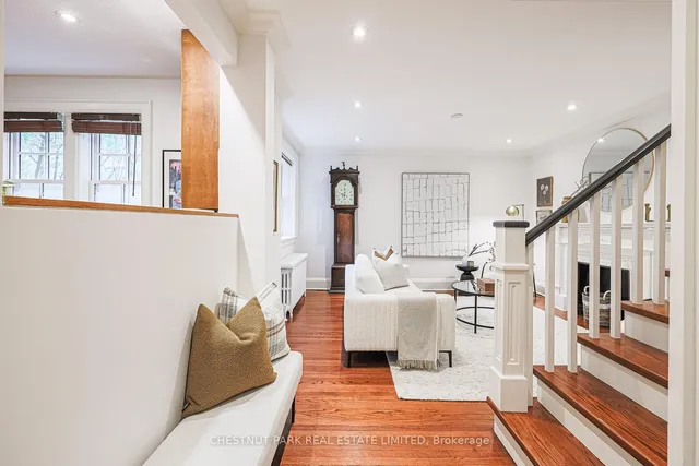 Additional image 7 of 480 Oriole Pkwy Unit 111