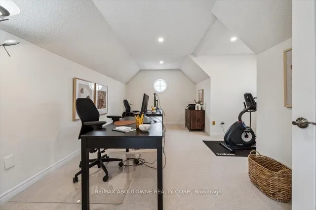 Additional image 30 of 101 Westchester Rd