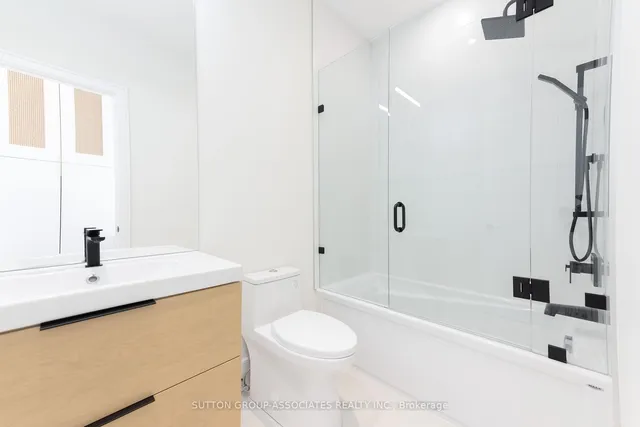 Additional image 18 of 33 Lanark Ave